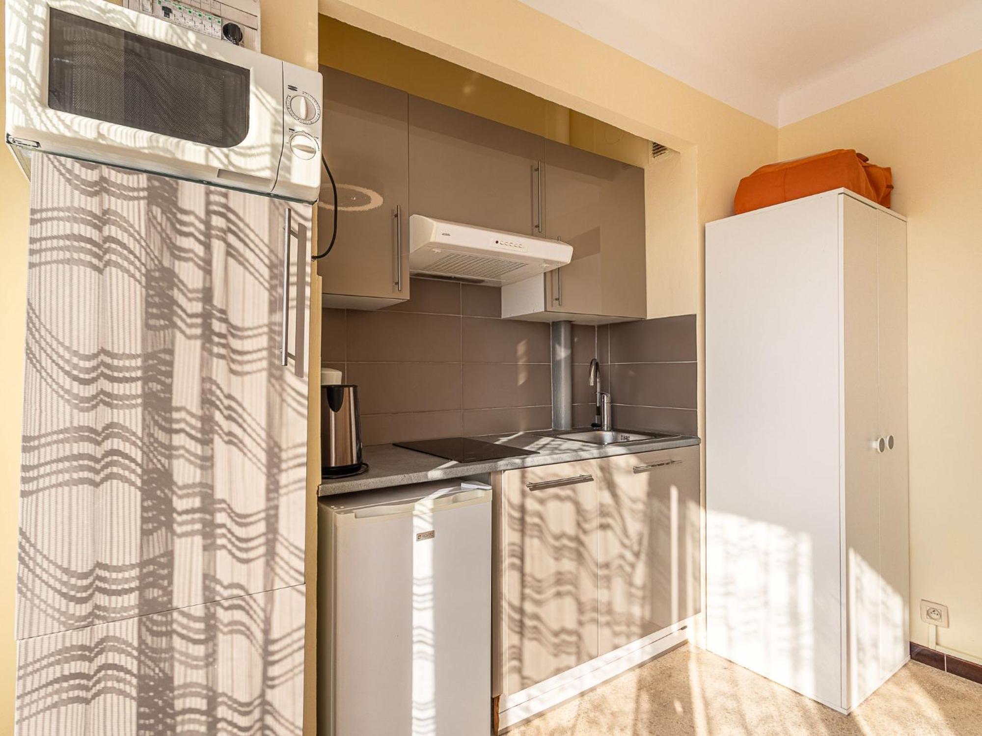 Studio Le Grand Large-4 By Interhome Le Lavandou Exterior photo